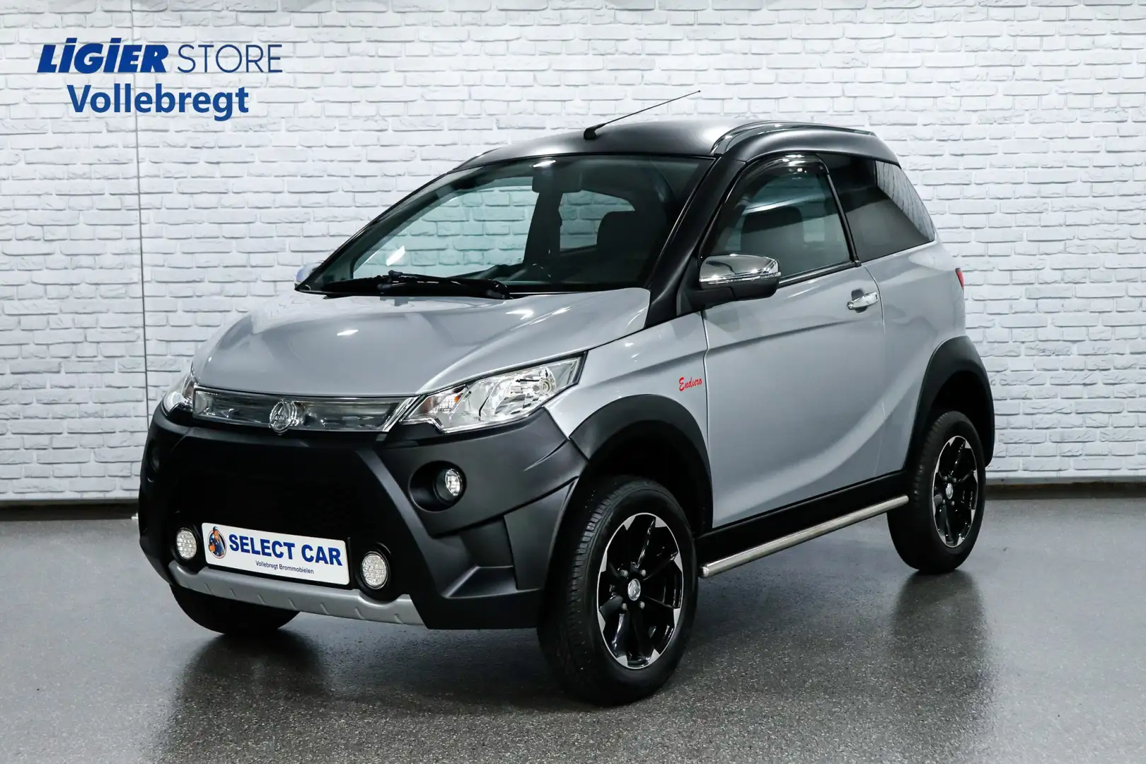 Aixam Crossover Enduro Premium Sensation 2 / ABS / Achteruitrijcam Gri - 1