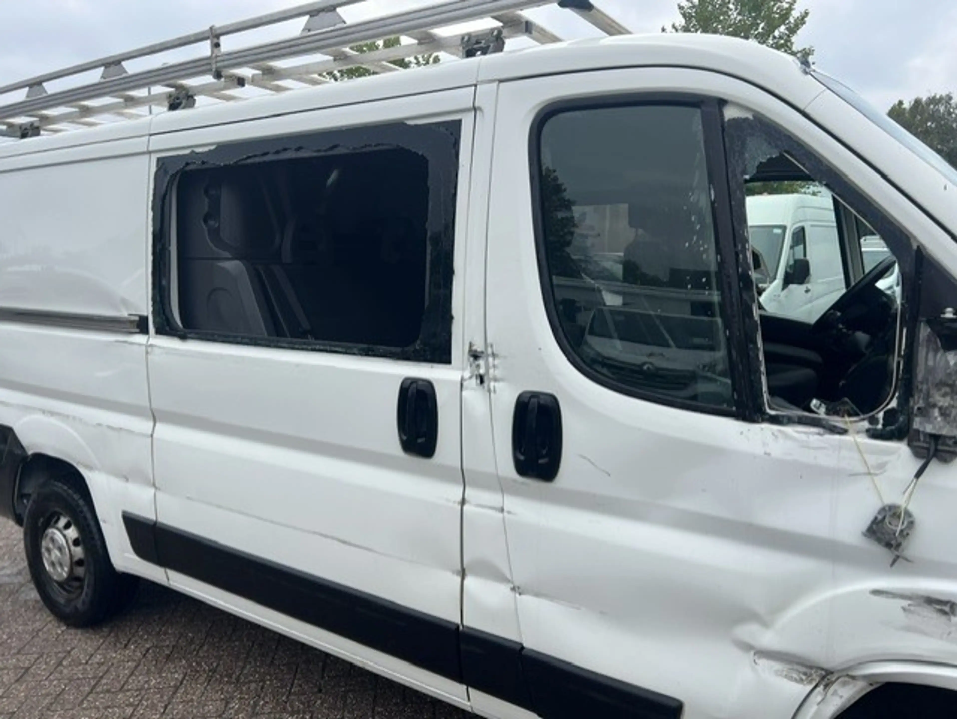 Citroen Jumper 33 2.2 BlueHDi 140 L2H1 DC 5P LANG AIRCO KLIMA EUR — photo 15