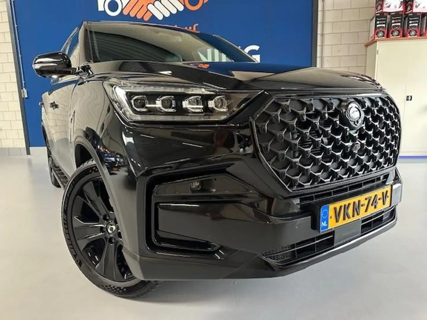 SsangYong Rexton 2.2 e-XDi Crystal Black Edition Automaat,bj.2021,B Fekete - 2