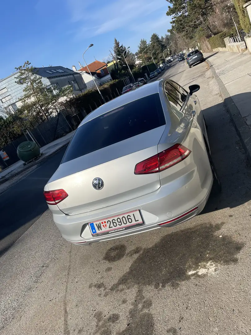 Volkswagen Passat 2.0 TDI Comfortline - 2