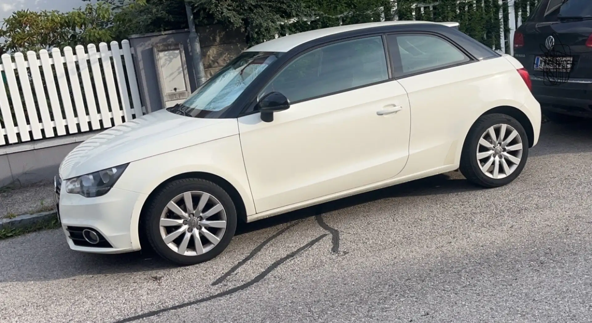 Audi A1 1,6 TDI Ambition Beige - 2