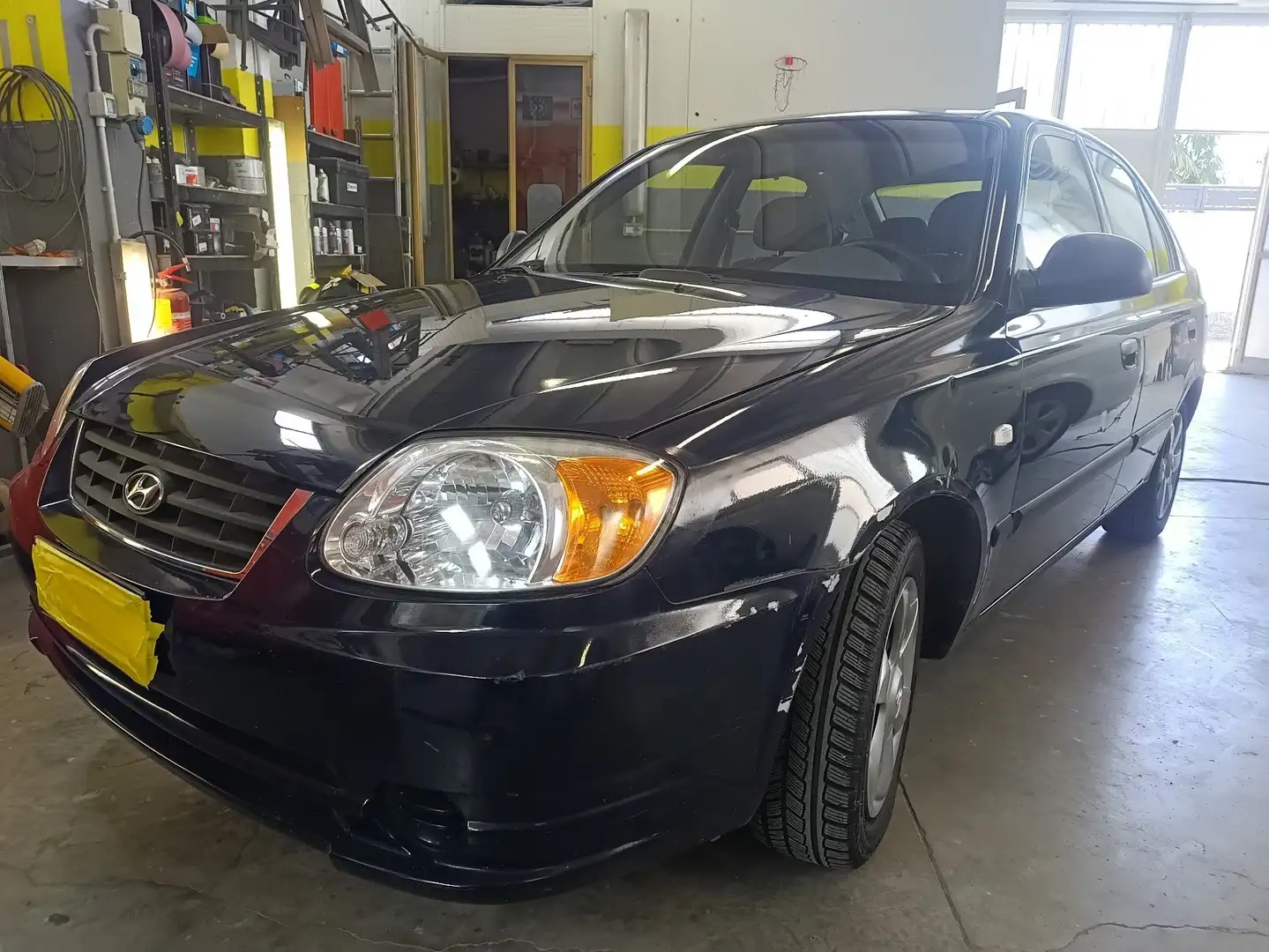 Hyundai ACCENT 4p 1.3 12v GL Air Bleu - 1