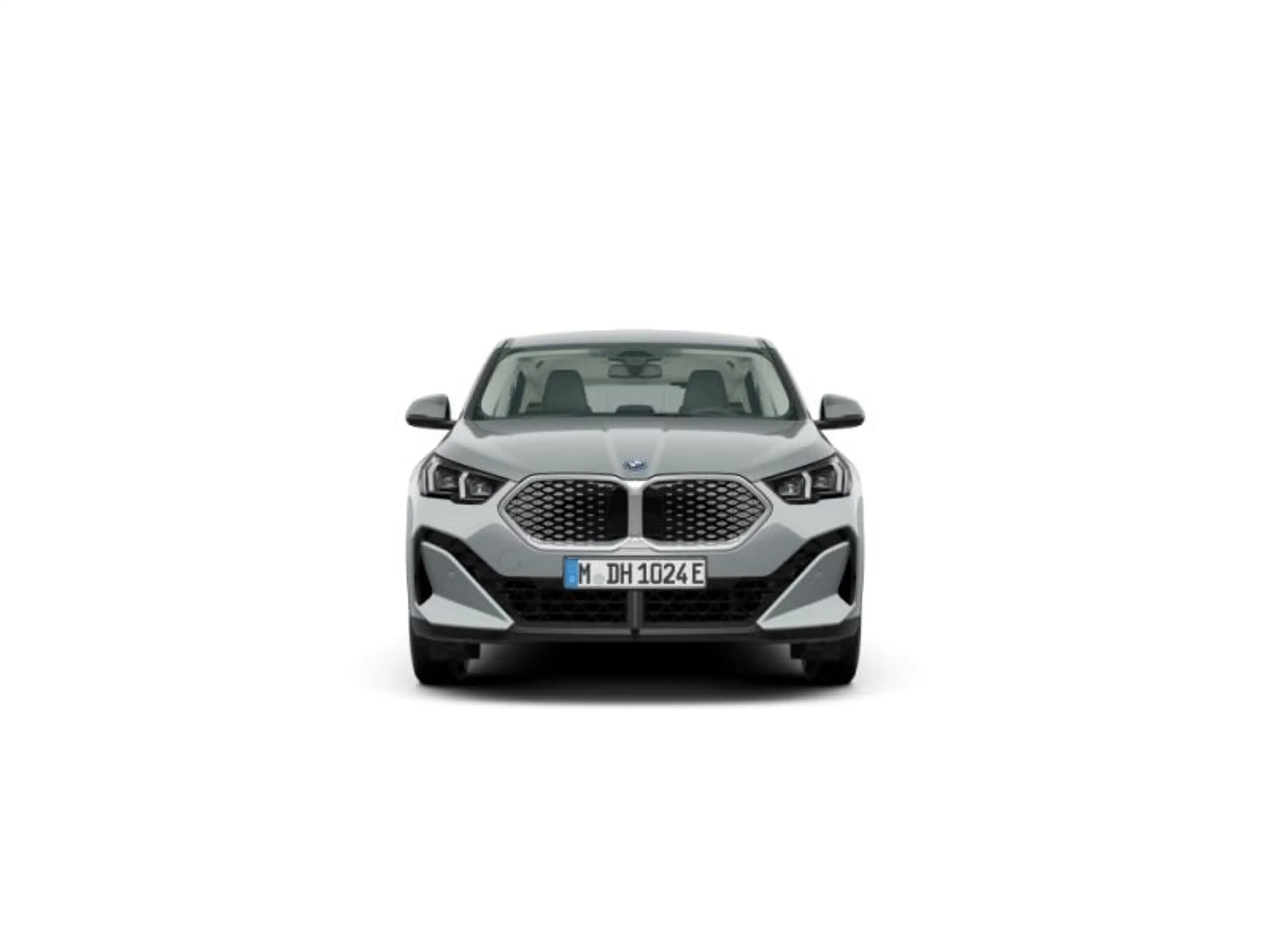 BMW iX2 eDrive20 — photo 2
