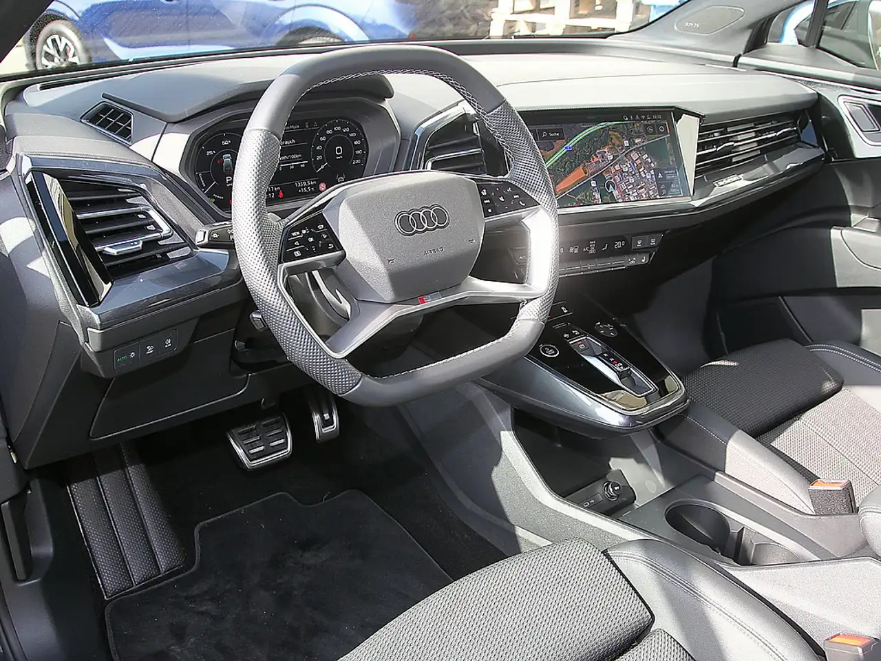 Audi Q4 e-tron 45 S-line Pano S-line Edition Sonos 6