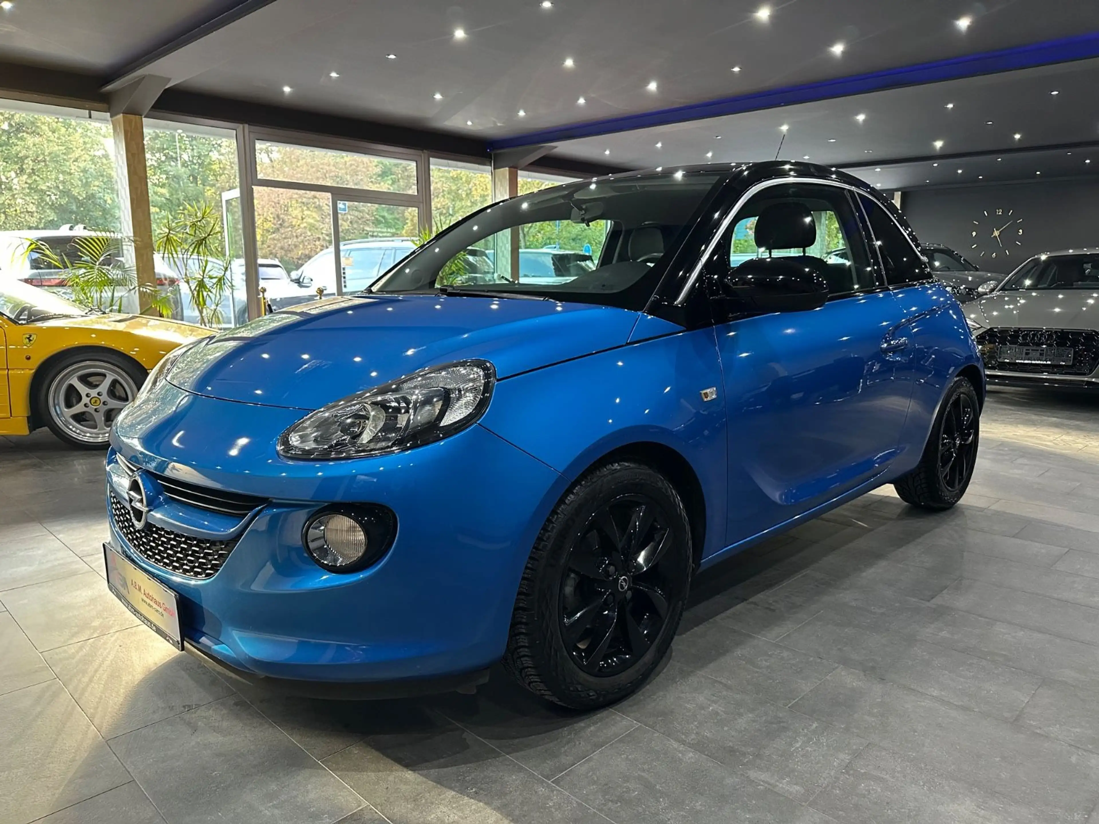 Opel Adam 120 Jahre / Sitzheizung / Lenkradheizung