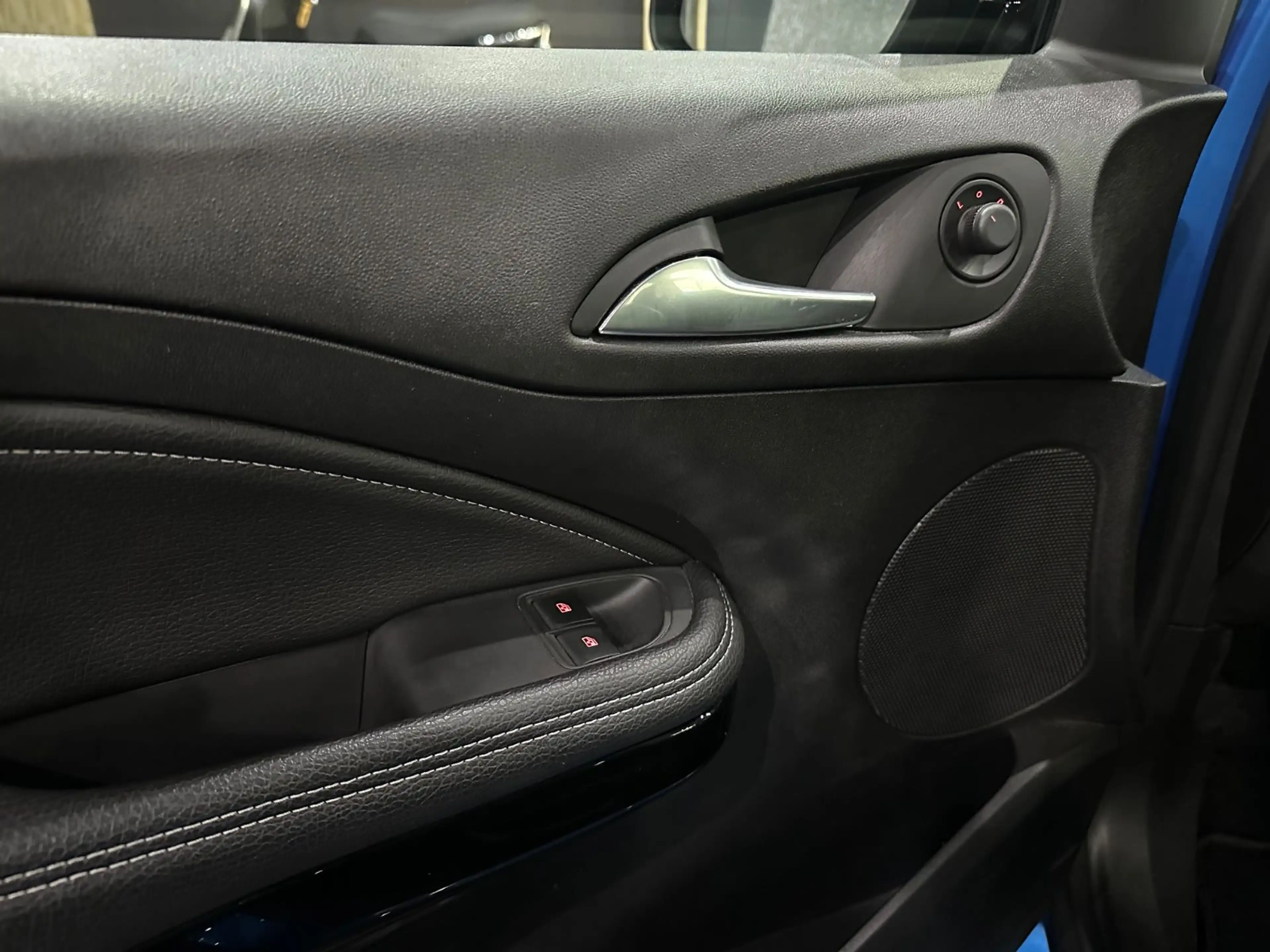 Opel Adam 120 Jahre / Sitzheizung / Lenkradheizung — photo 15