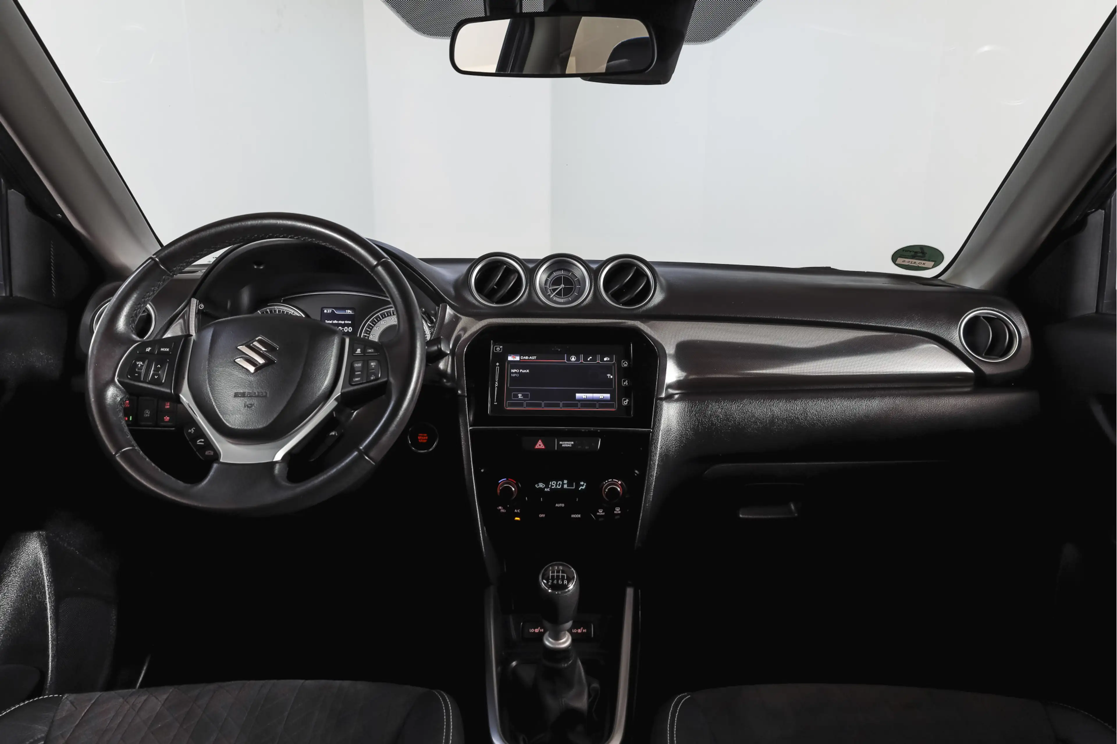 Suzuki Vitara 1.4 Boosterjet 140 PK Stijl Org. NL. | Afn. Trekha — photo 3