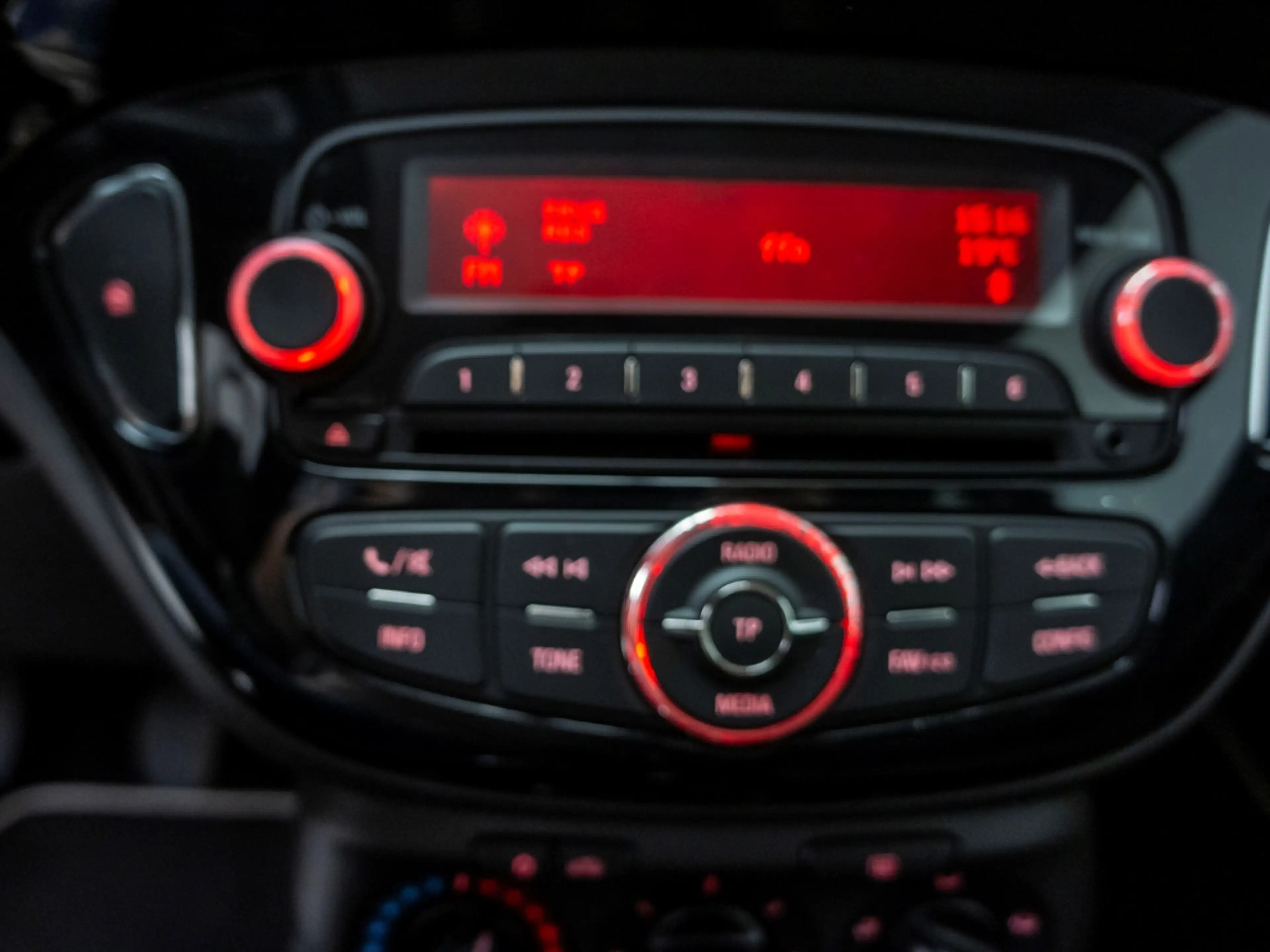 Opel Adam Jam 1.2 Allwetterreifen Bluetooth Multifunktionsle — photo 25