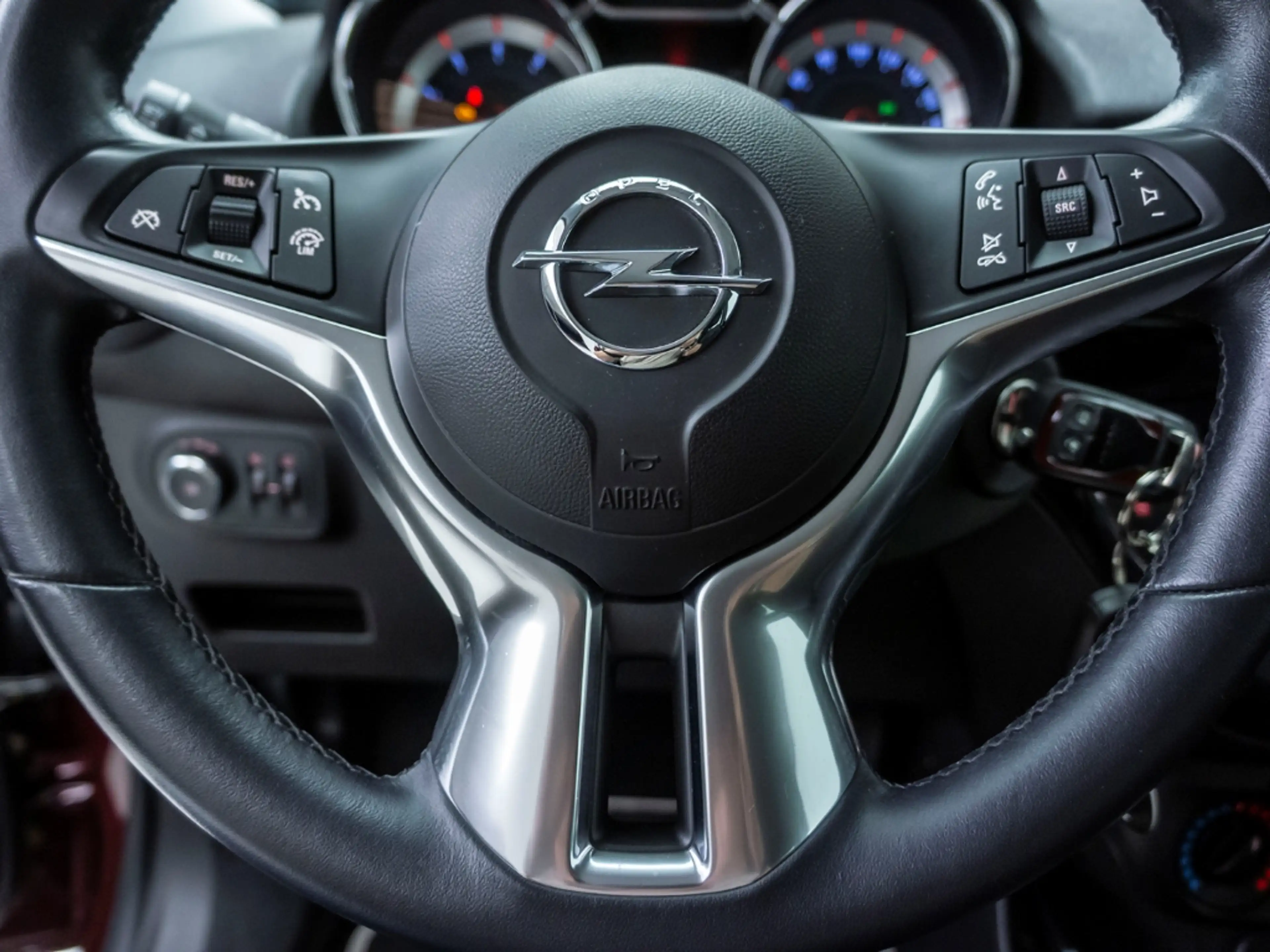 Opel Adam Jam 1.2 Allwetterreifen Bluetooth Multifunktionsle — photo 27