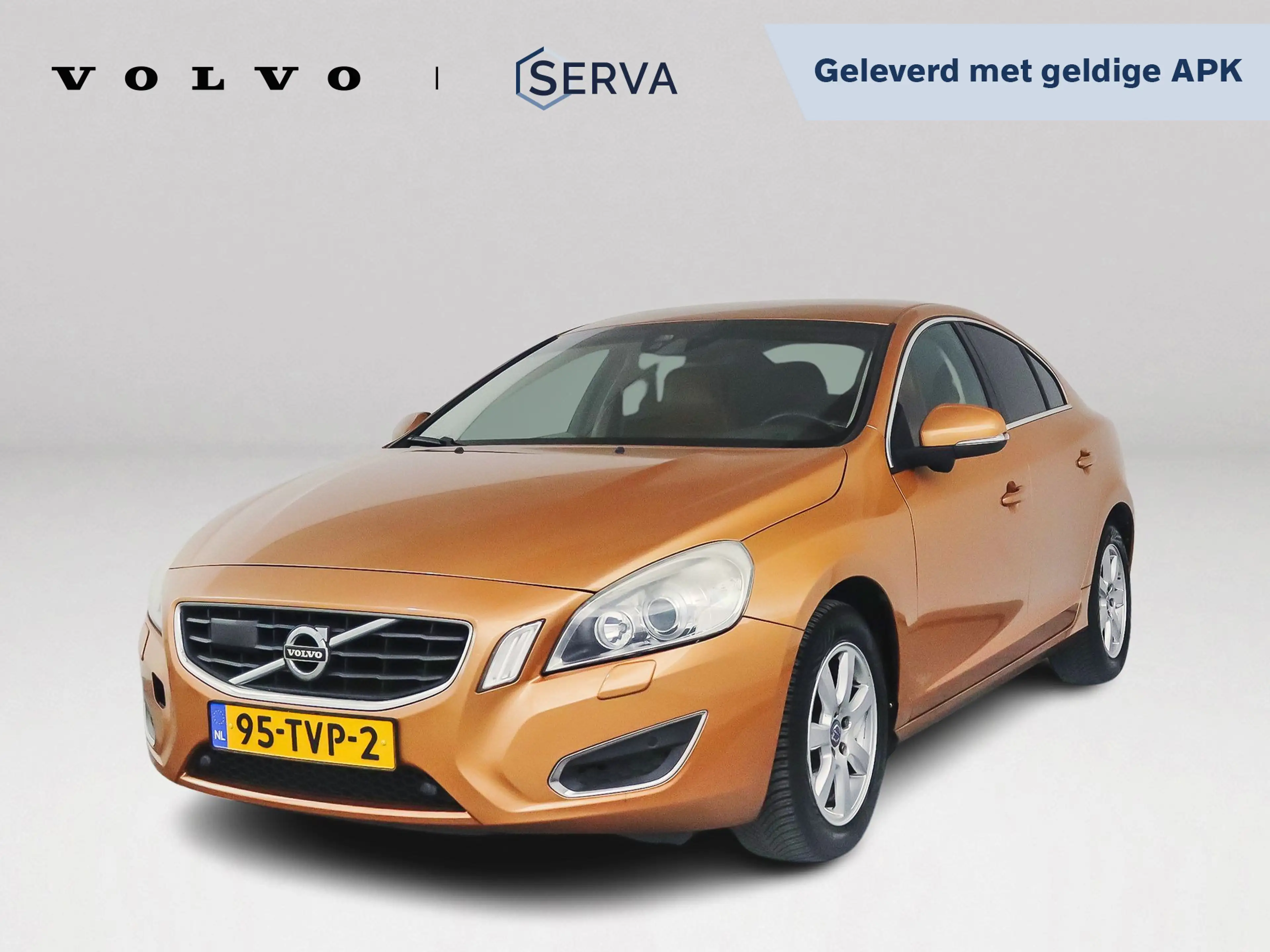 Volvo S60 1.6 T3 Summum | Park assist | Airco | Cruise contr
