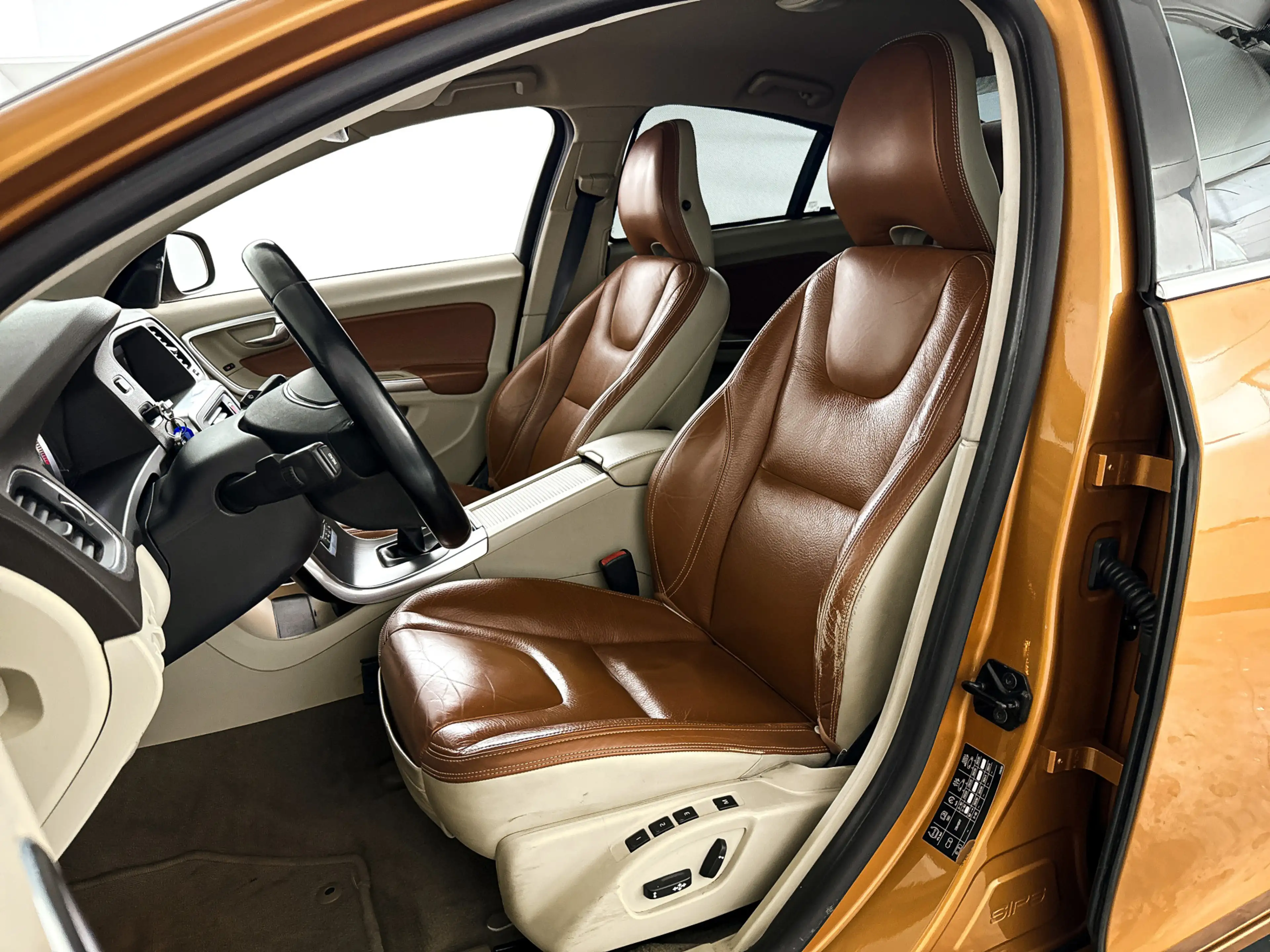 Volvo S60 1.6 T3 Summum | Park assist | Airco | Cruise contr — photo 6