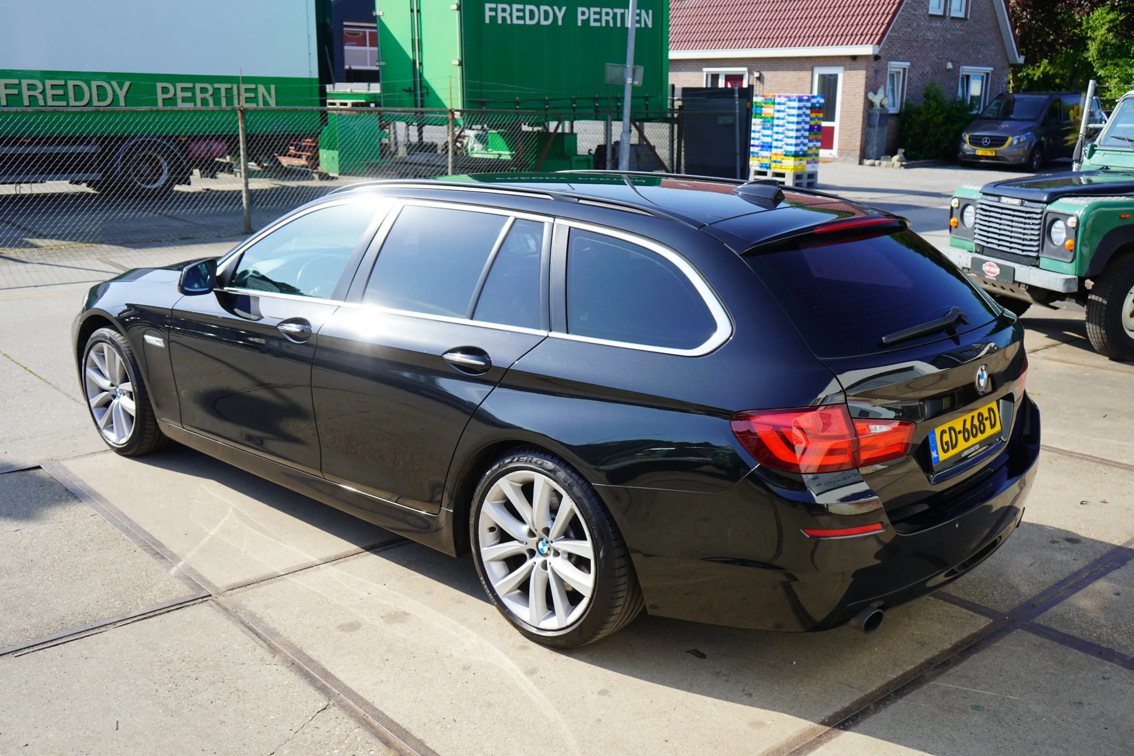 BMW 535 5-serie Touring 535i High Executive — photo 10