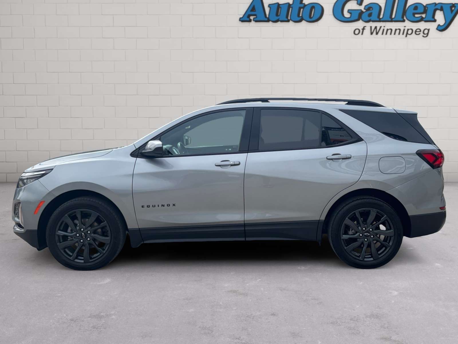 used 2023 Chevrolet Equinox car, priced at $27,988