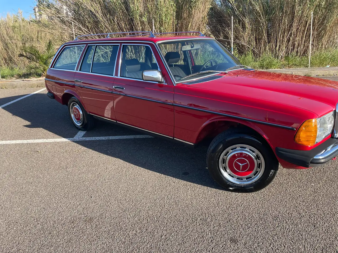 Mercedes-Benz 240, foto 8