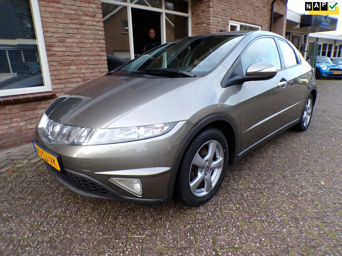Honda Civic 1.4 Sport Grijs - 1