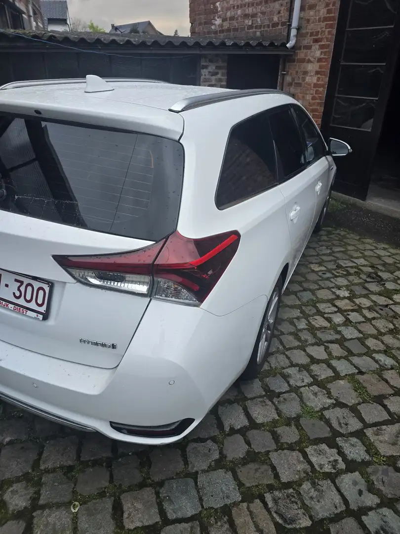 Toyota Auris 1.8 VVT-i Hybrid Automatik Touring Sports Comfort - 2