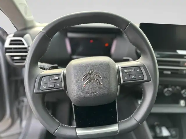Citroen C4 view 6