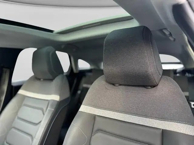 Citroen C4 view 4