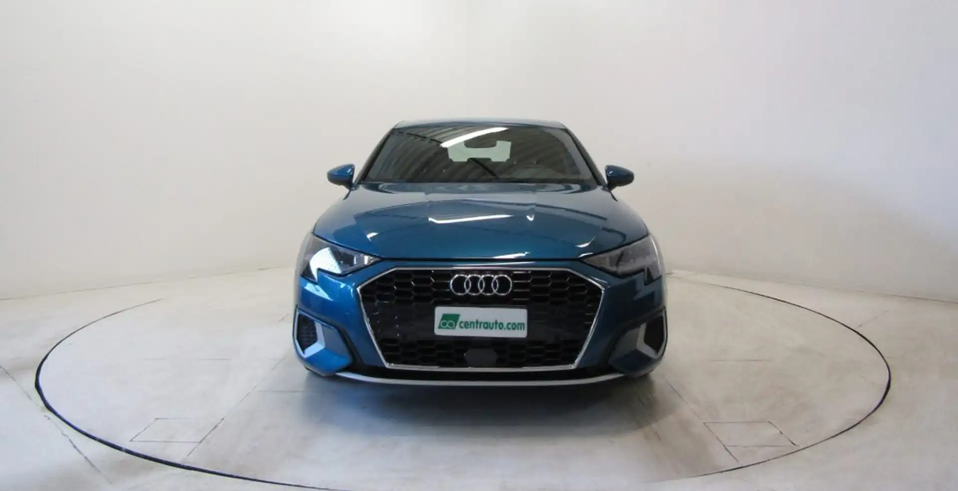 Audi A3 SPB 35 1.5 TFSI S tronic Advanced 5P MHEV Blu/Azzurro - 2
