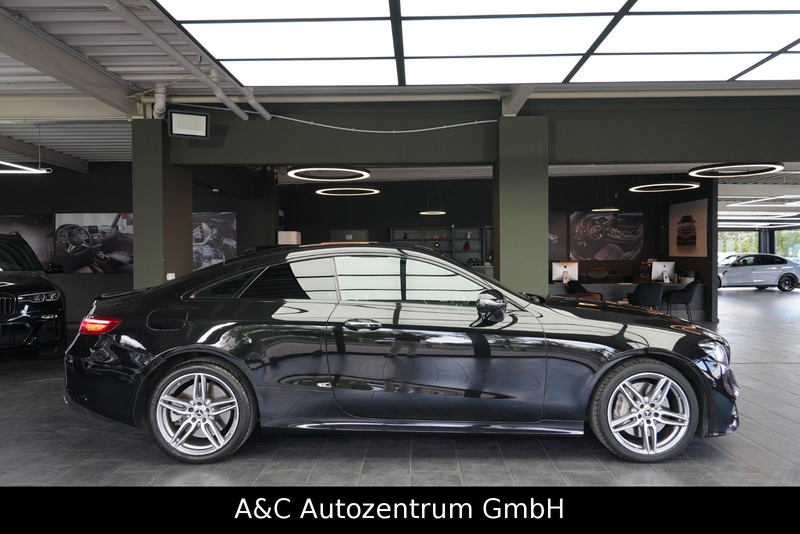 Mercedes-Benz E 400 Coupé 4Matic AMG Line — photo 7