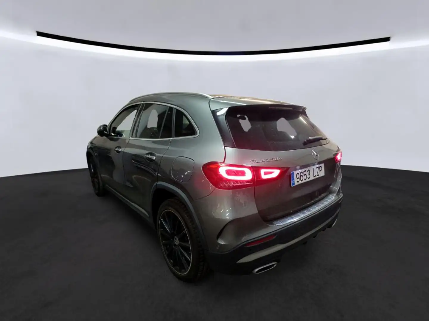 Mercedes-Benz GLA 250 250e Gris - 2