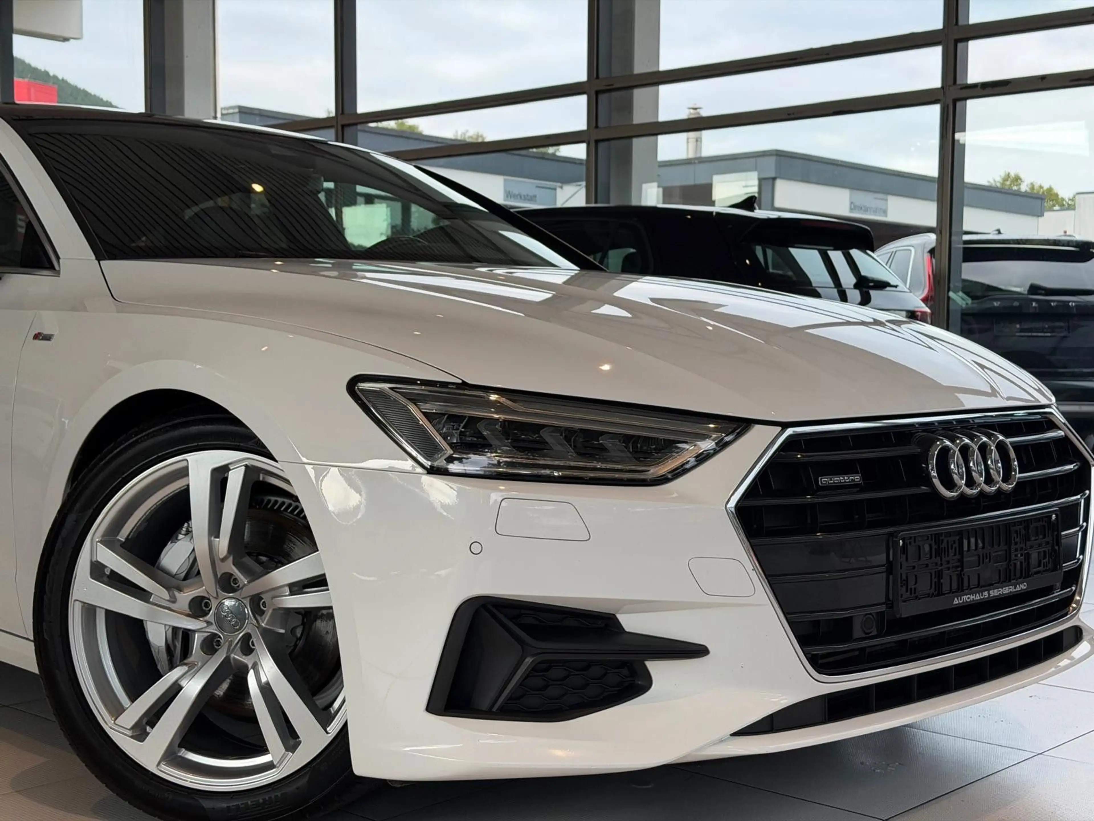 Audi A7 Sportback 45 basis TDI quattro — photo 3
