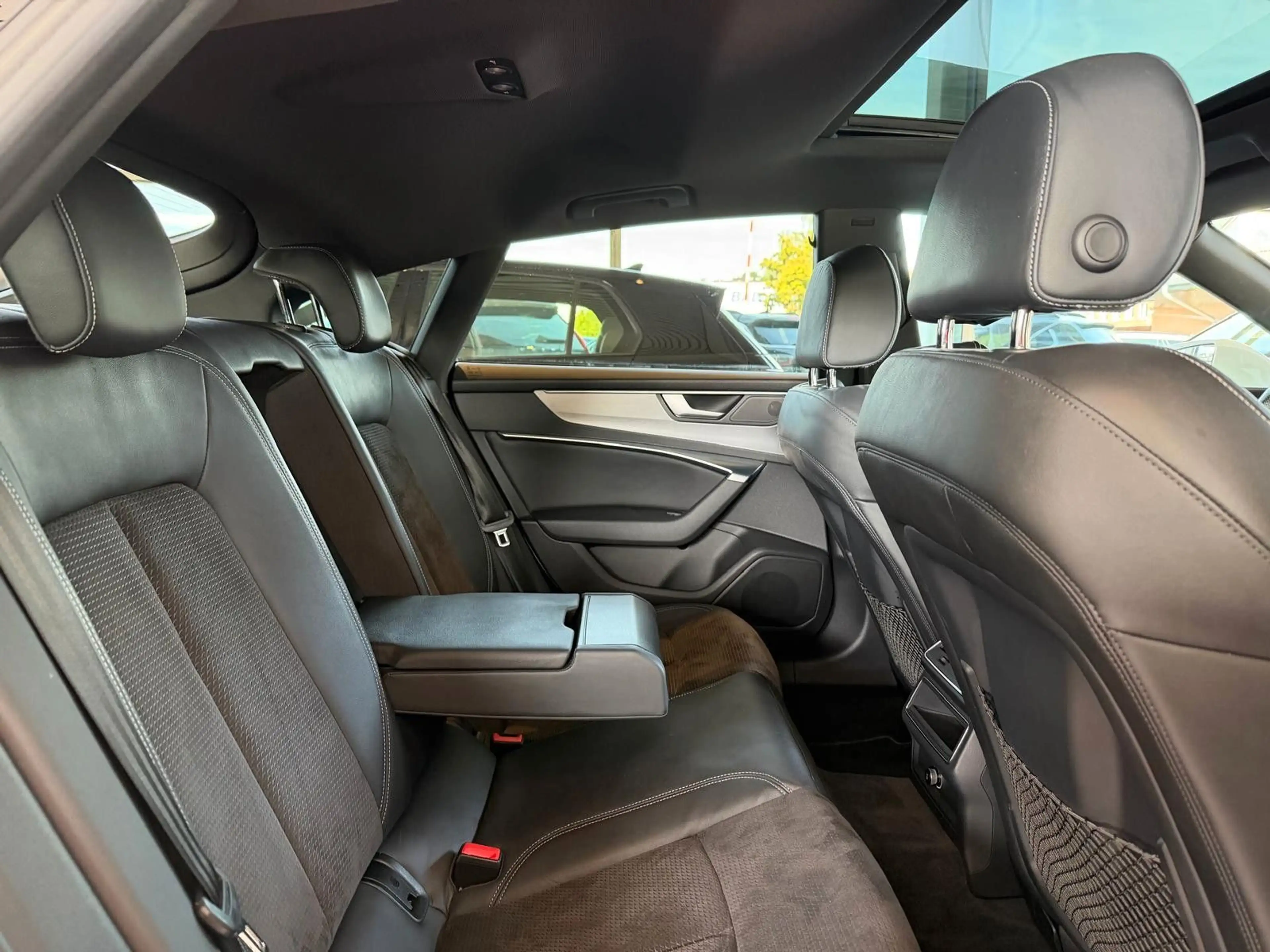 Audi A7 Sportback 45 basis TDI quattro — photo 15