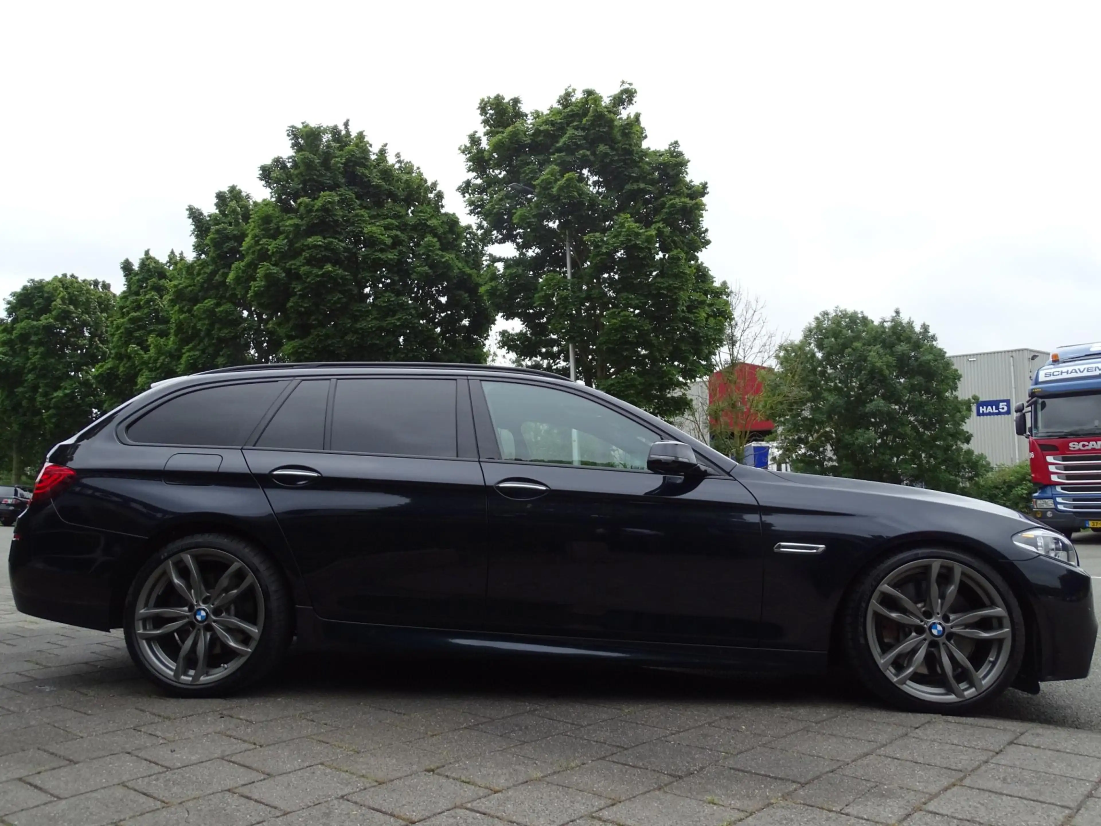 BMW M550 5-serie Touring M550xd - MOTOR DEFECT - FACE-LIFT — photo 8