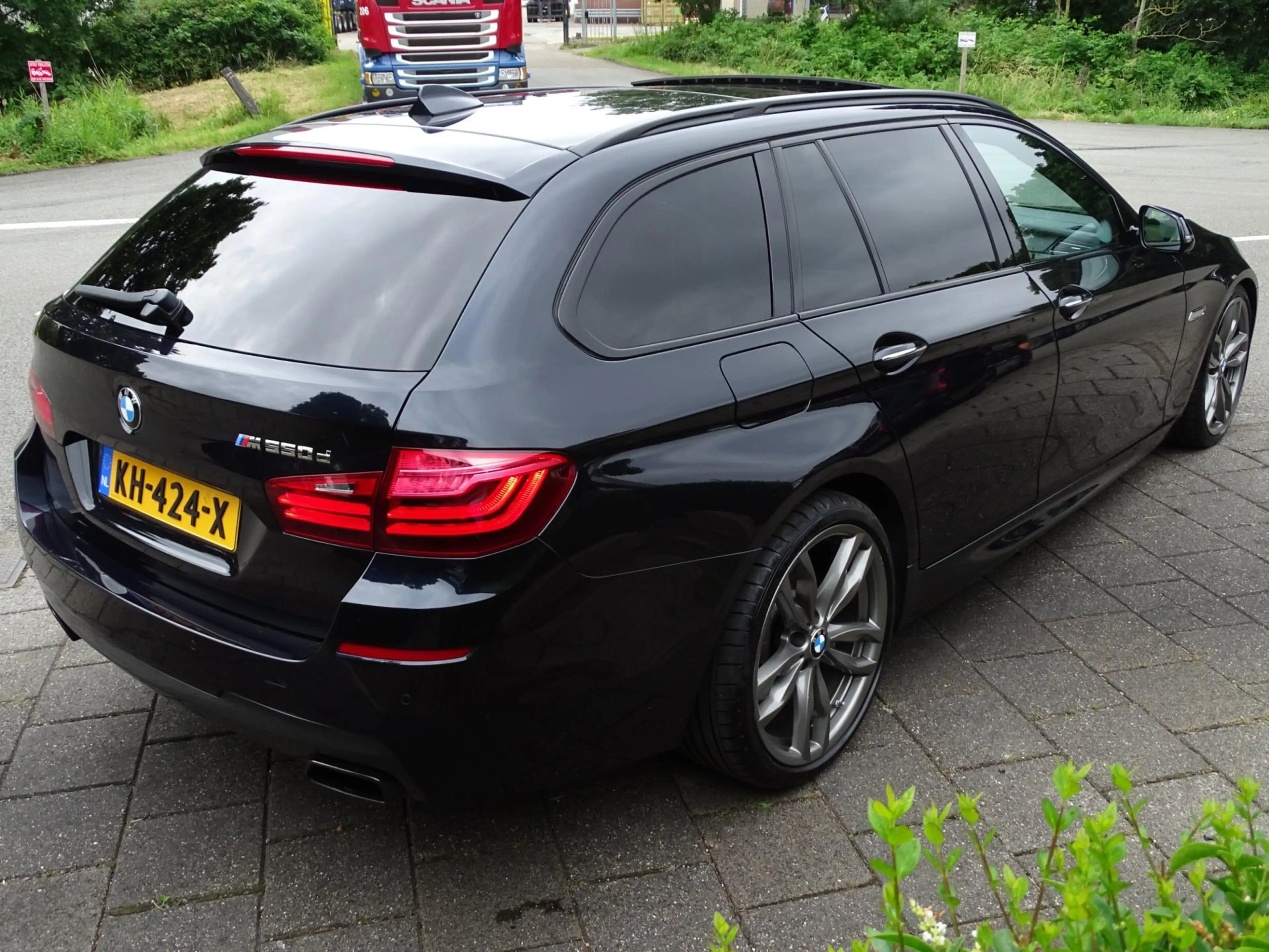 BMW M550 5-serie Touring M550xd - MOTOR DEFECT - FACE-LIFT — photo 9