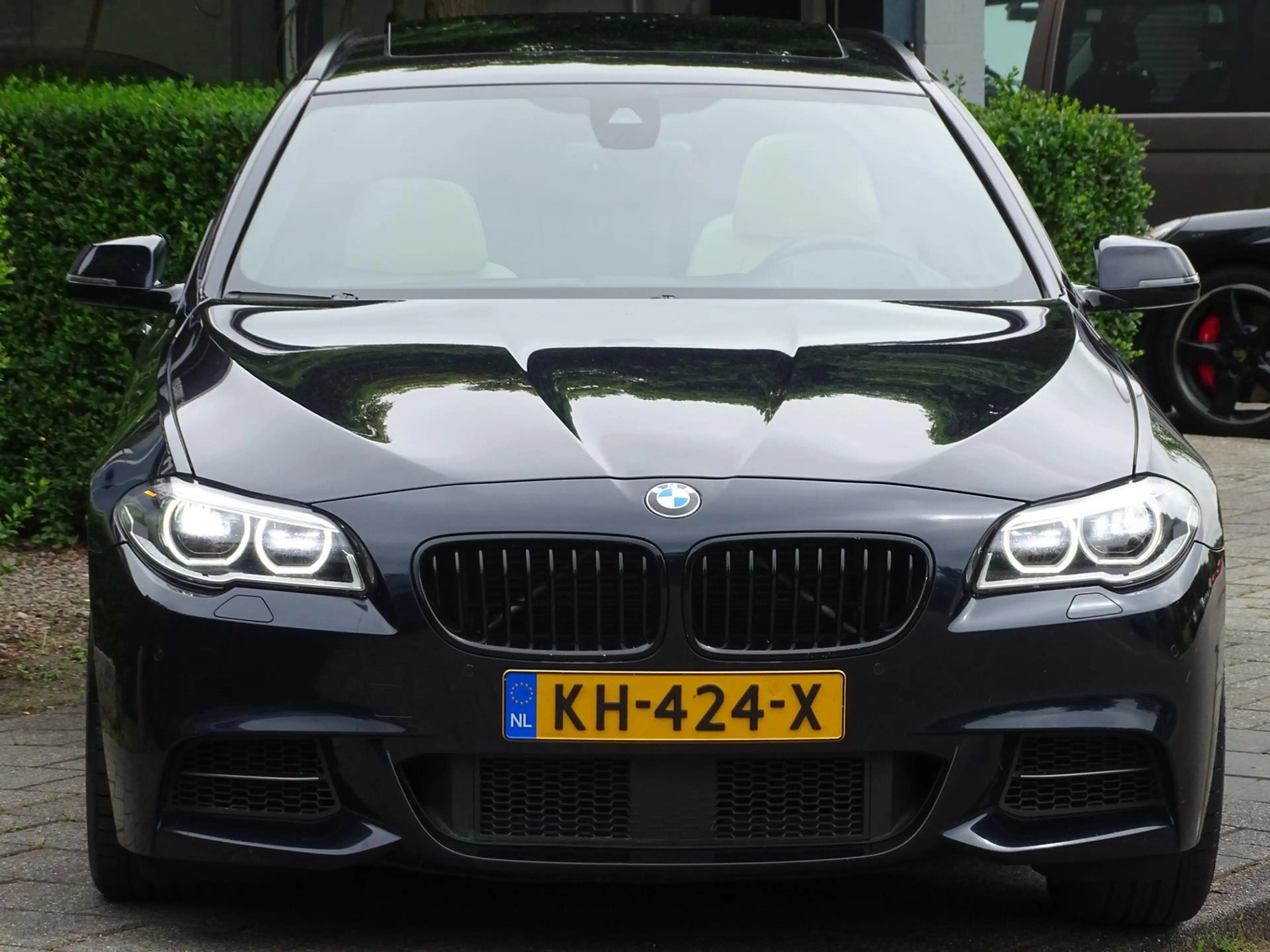 BMW M550 5-serie Touring M550xd - MOTOR DEFECT - FACE-LIFT — photo 4