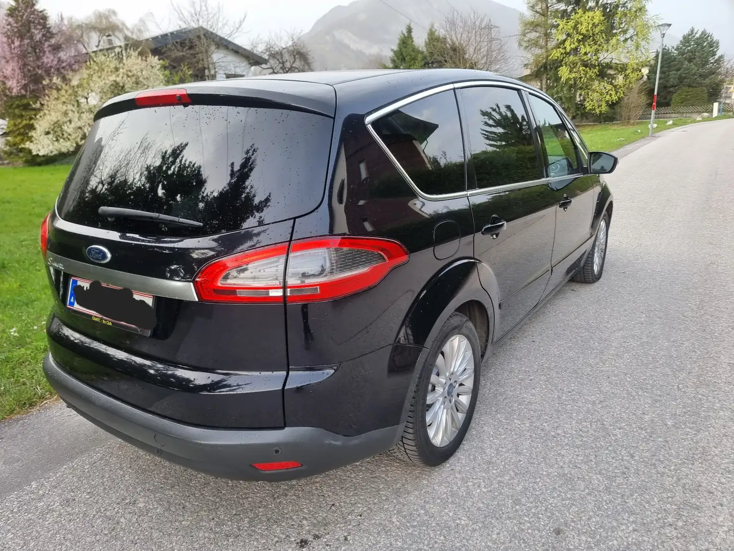 Ford S-Max S-MAX Titanium 2,0 TDCi DPF Aut. Titanium Schwarz - 1