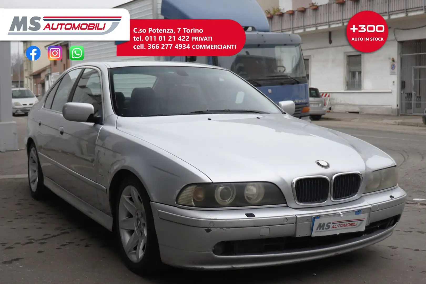 BMW 530 530d Platinum Berlina Unicoproprietario Stříbrná - 1