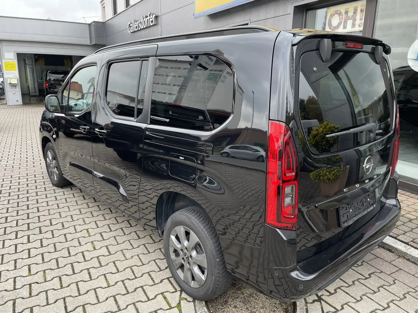 Opel Combo Life Combo / Combo Life Diesel XL 1.5 D Automatik GS Noir - 2