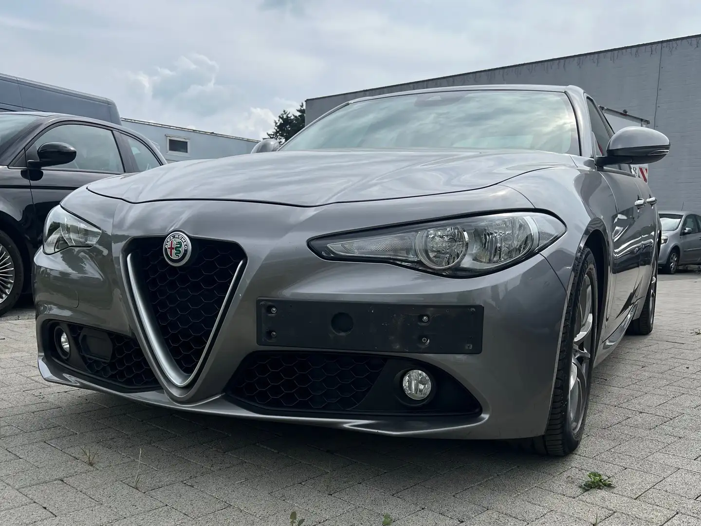 Alfa Romeo Giulia Giulia 2.0 Turbo 16V AT8 Super Gris - 2