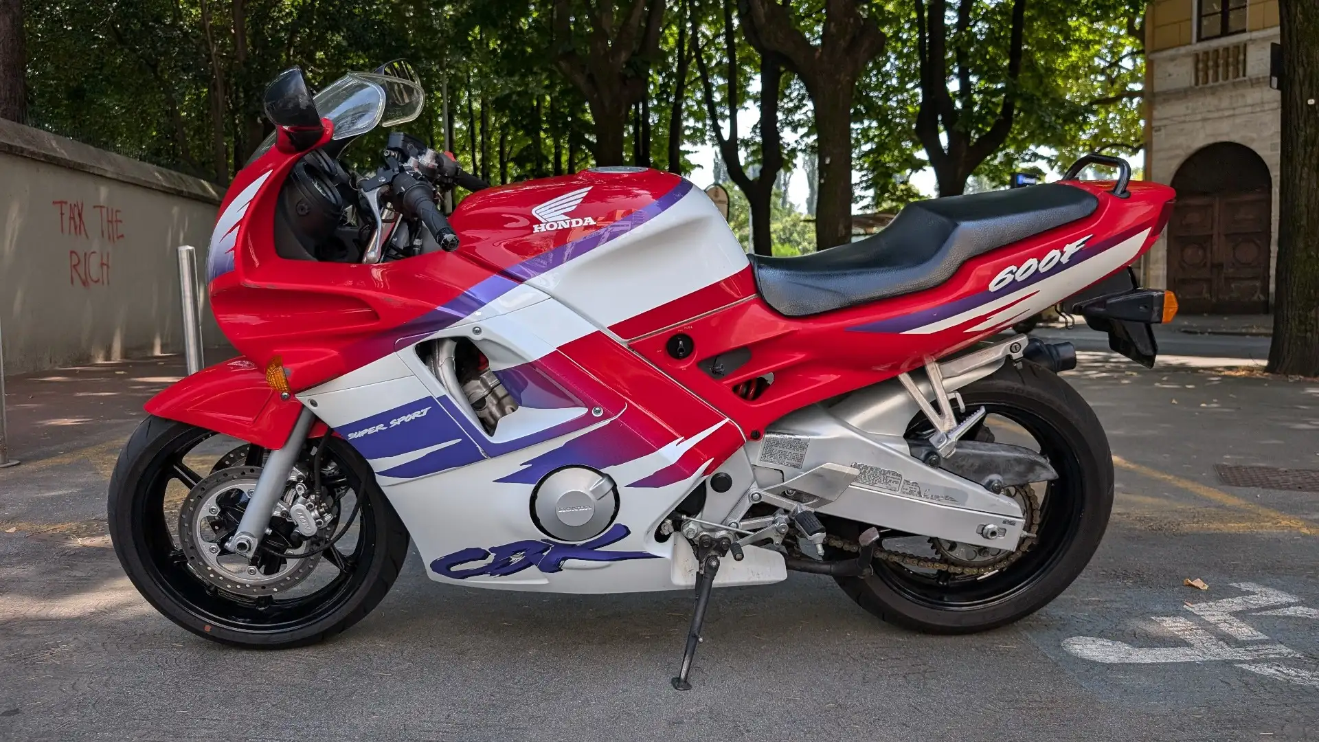 Honda CBR 600 Білий - 1