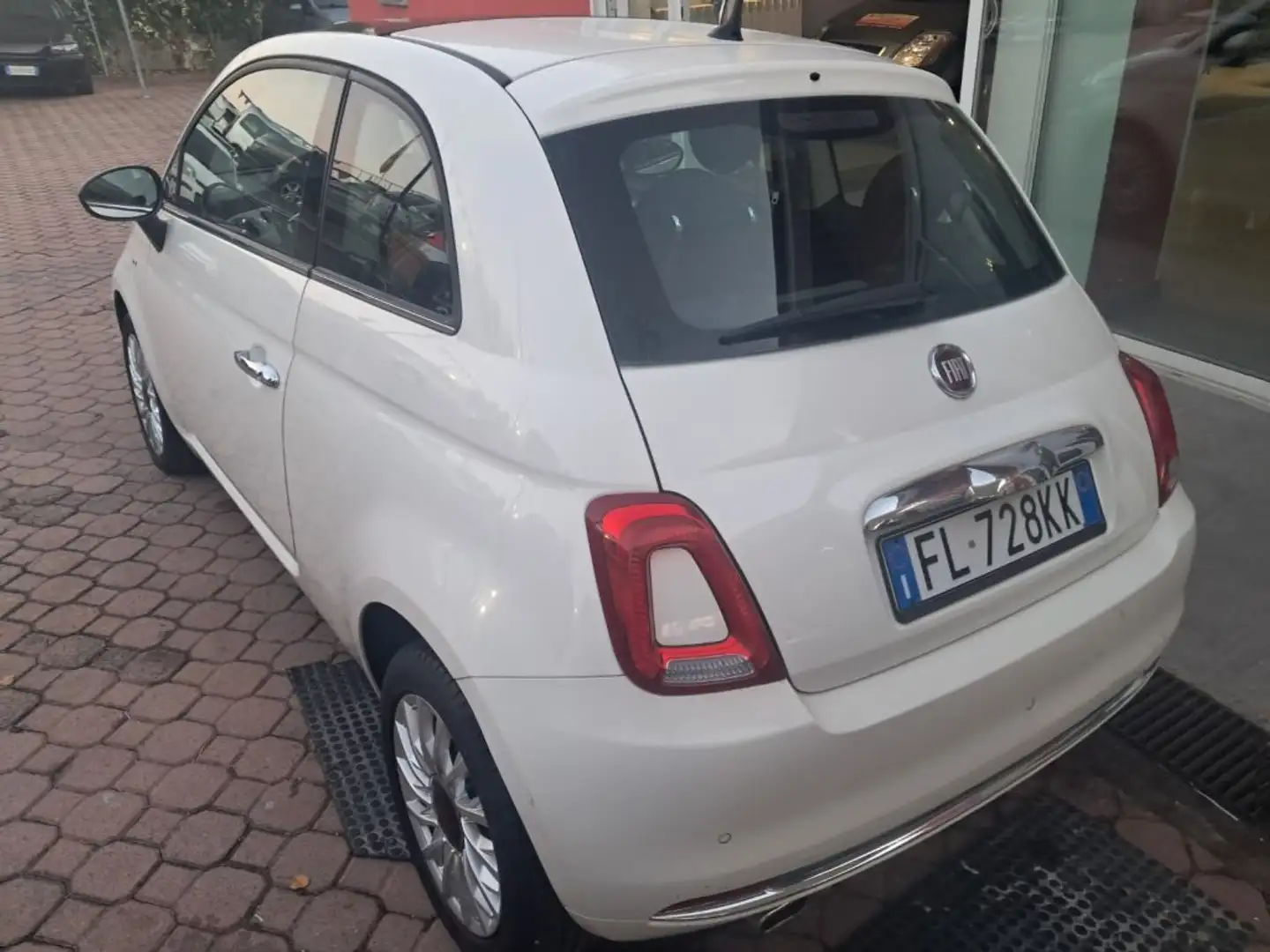 Fiat 500 1.2 Lounge Blanc - 2