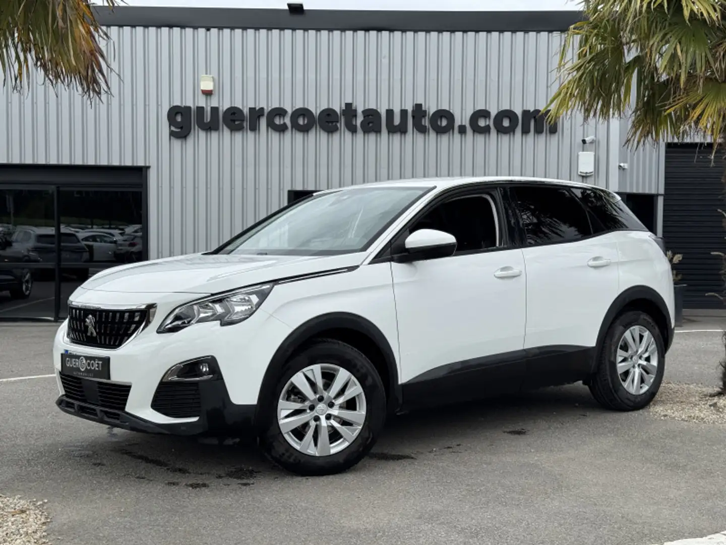 Peugeot 3008 1.2 PURETECH 130CH ACTIVE BUSINESS S\u0026S Blanc - 1