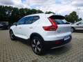 Volvo XC40 D4 Momentum Pro AWD AUT/NAV/LED/4x4 Weiß - thumbnail 2