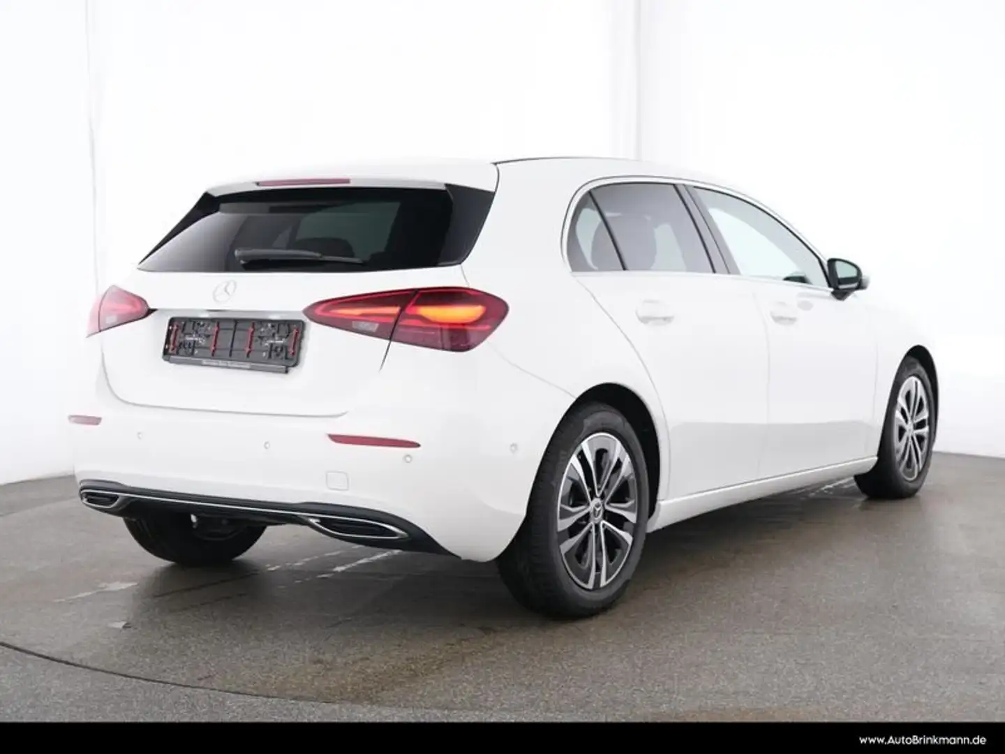 Mercedes-Benz A 200 A 200 AHK/LED/KAMERA/WINTER-PAKET/ADVANCED SHZ Weiß - 2