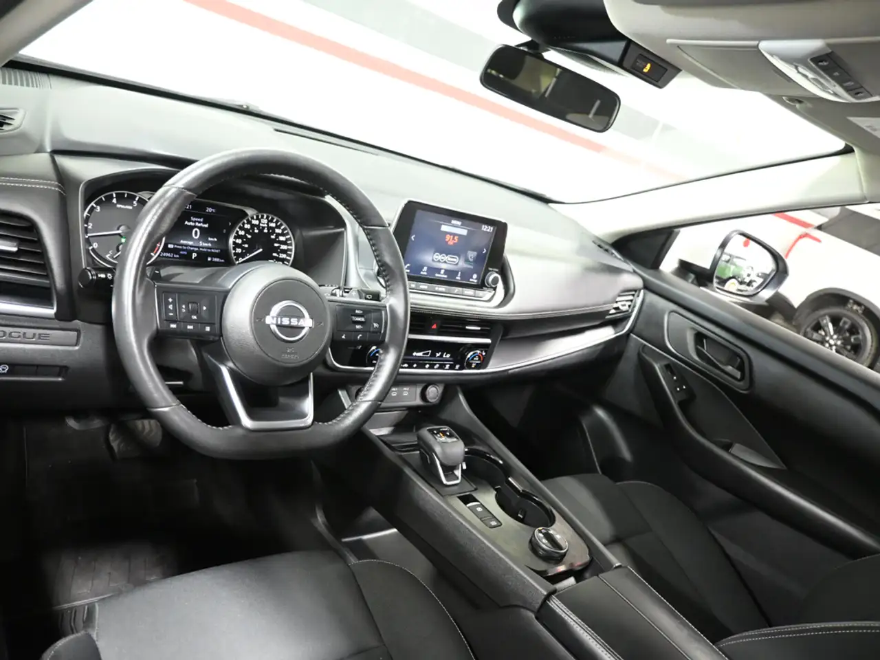 Nissan Rogue photo Nissan Rogue