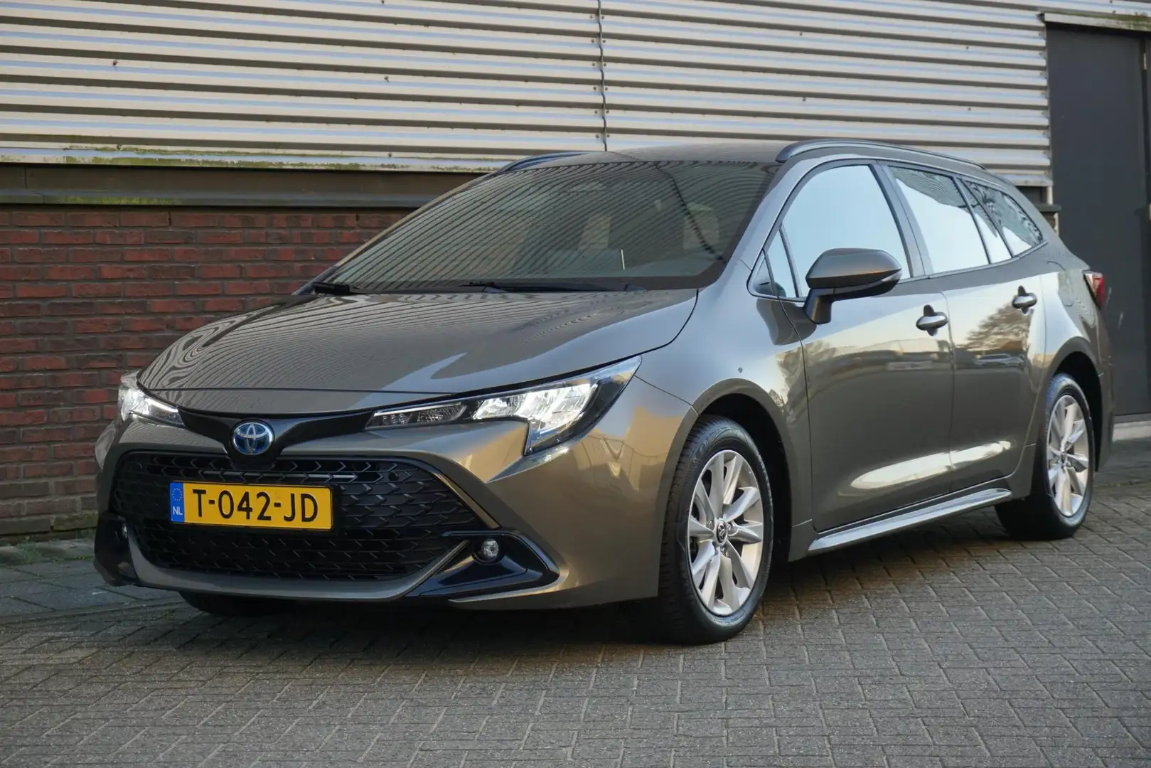 Toyota Corolla Touring Sports Hybrid 140 Active/NL.Auto/Digi-Dash Verde - 1