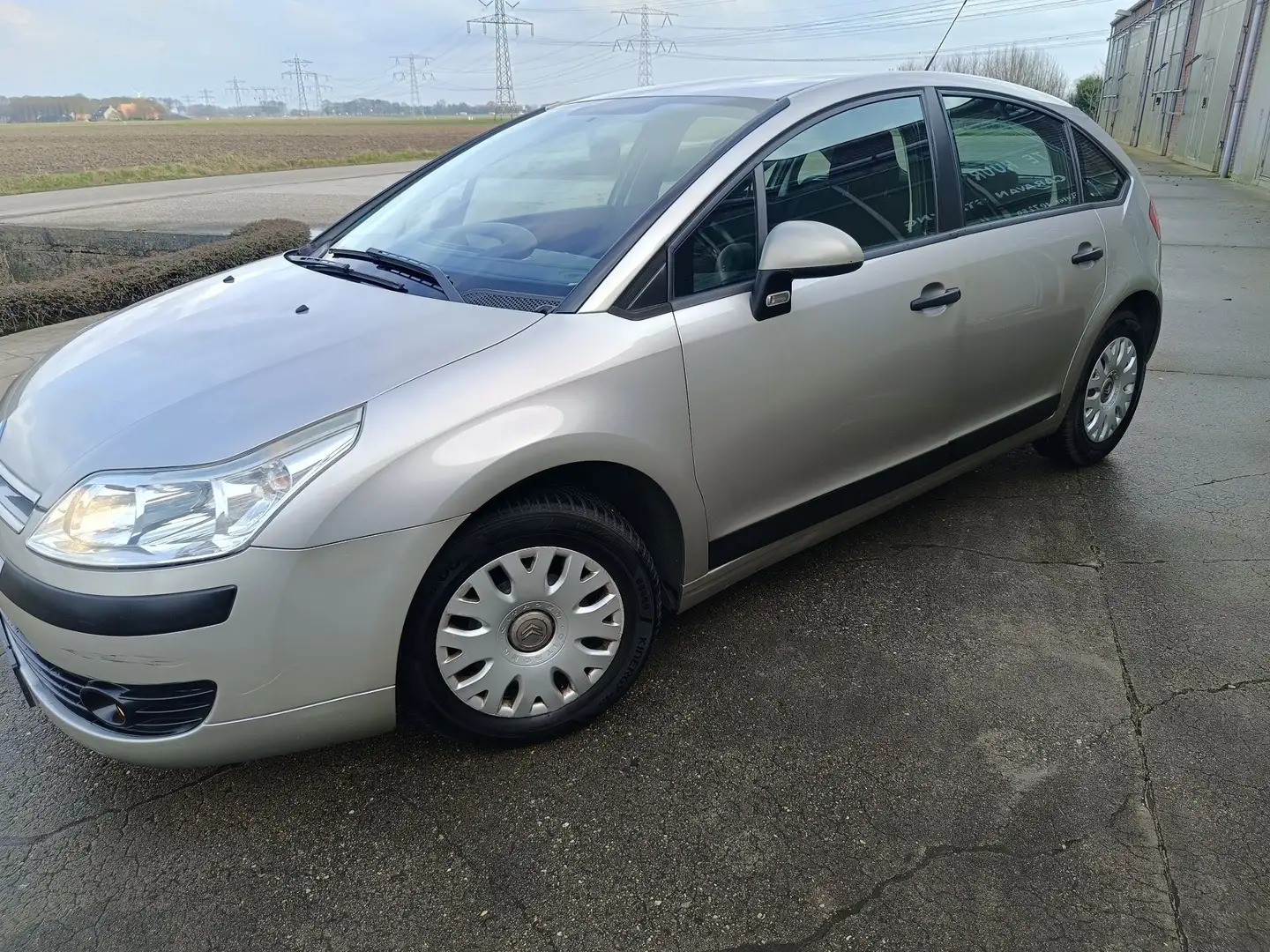 Citroen C4 1.4 16V Advance - 1
