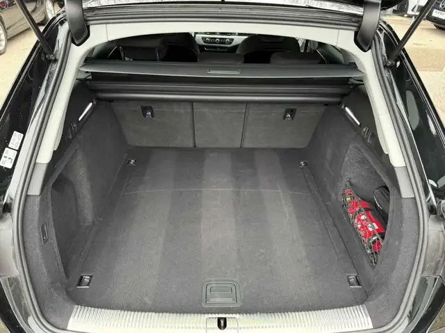 Audi A4 view 30