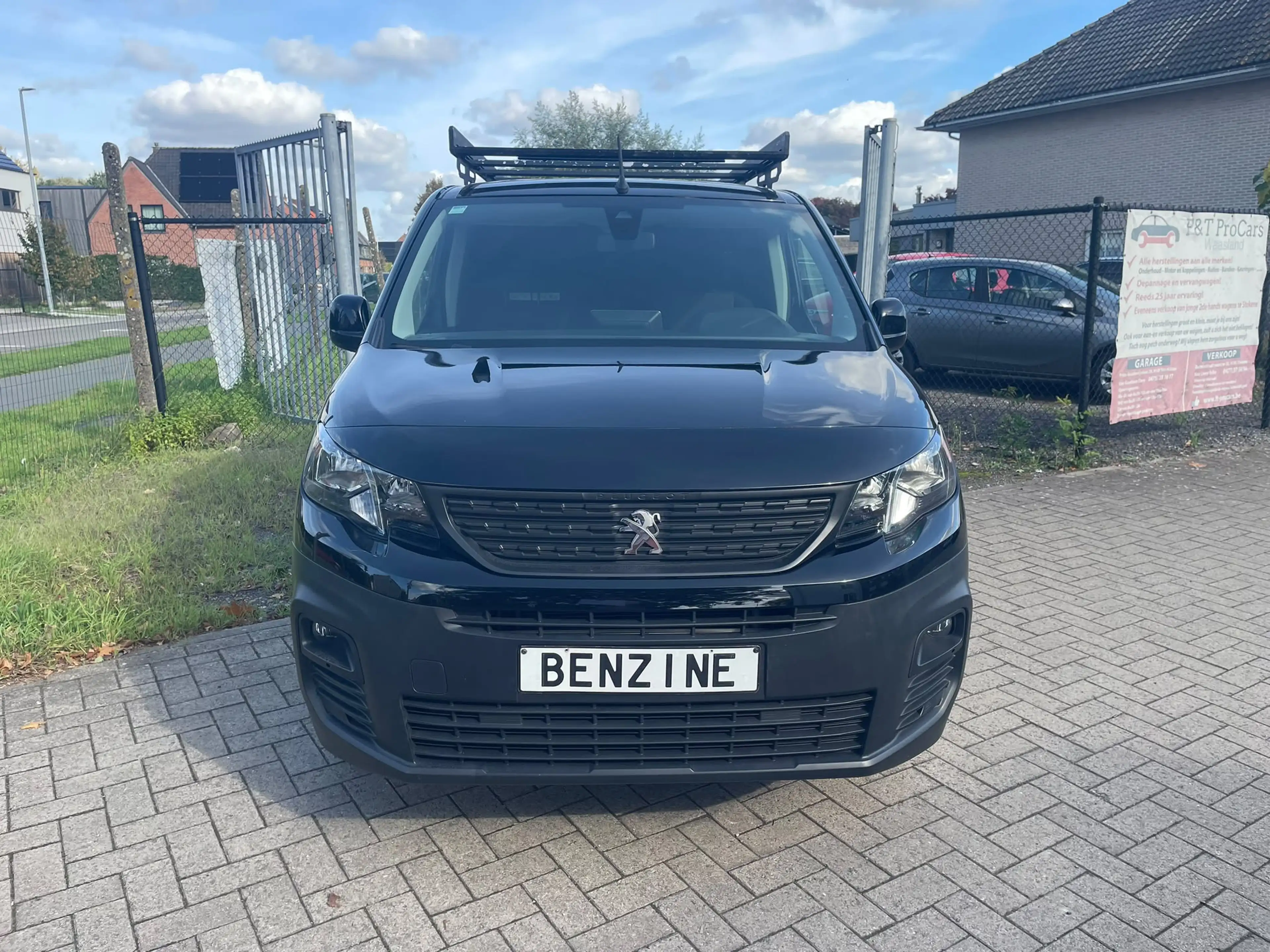 Peugeot Partner Partner 1.2 PureTech L1 Light S/S — photo 2
