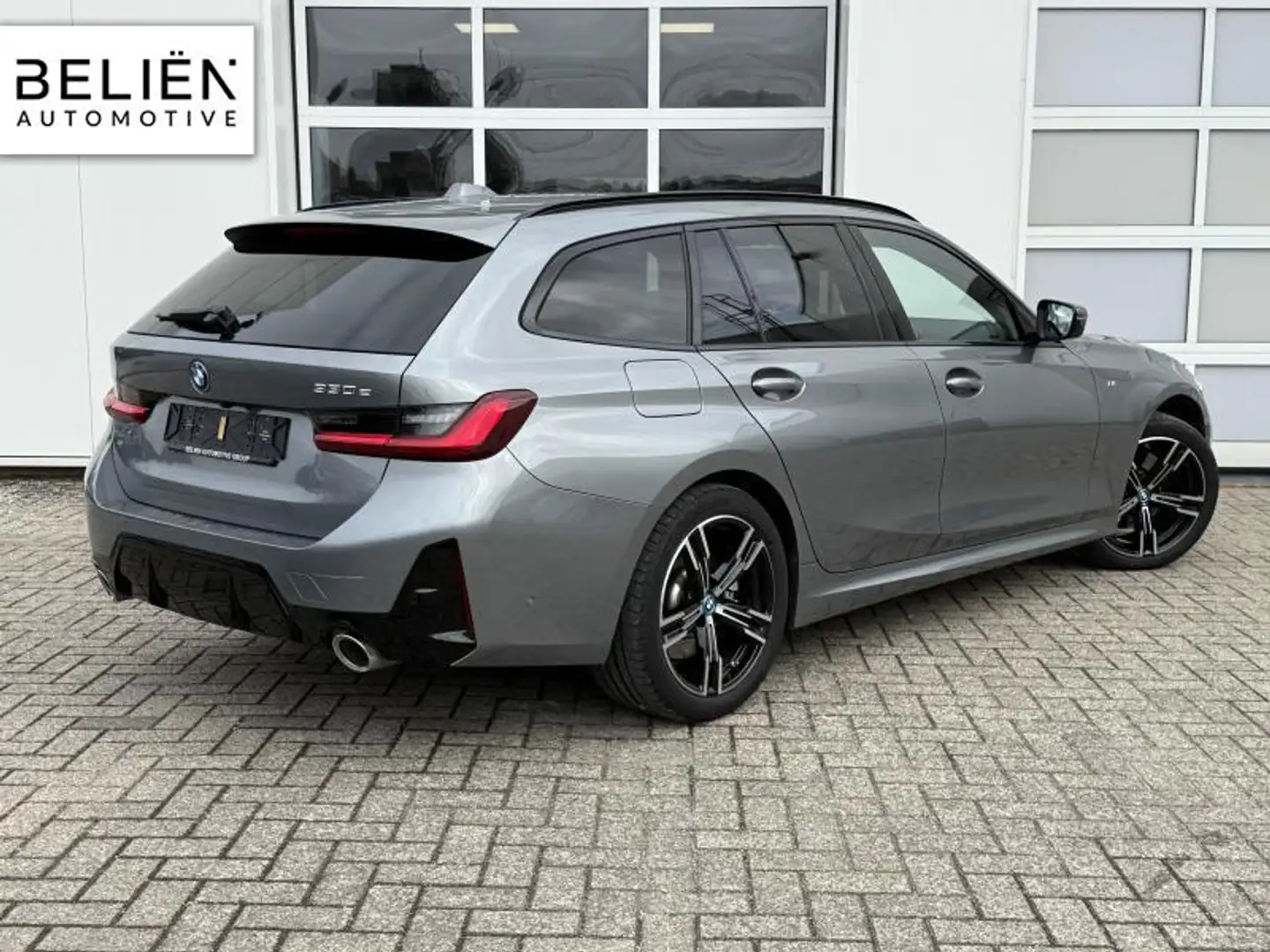 BMW 330 Touring Grigio - 2