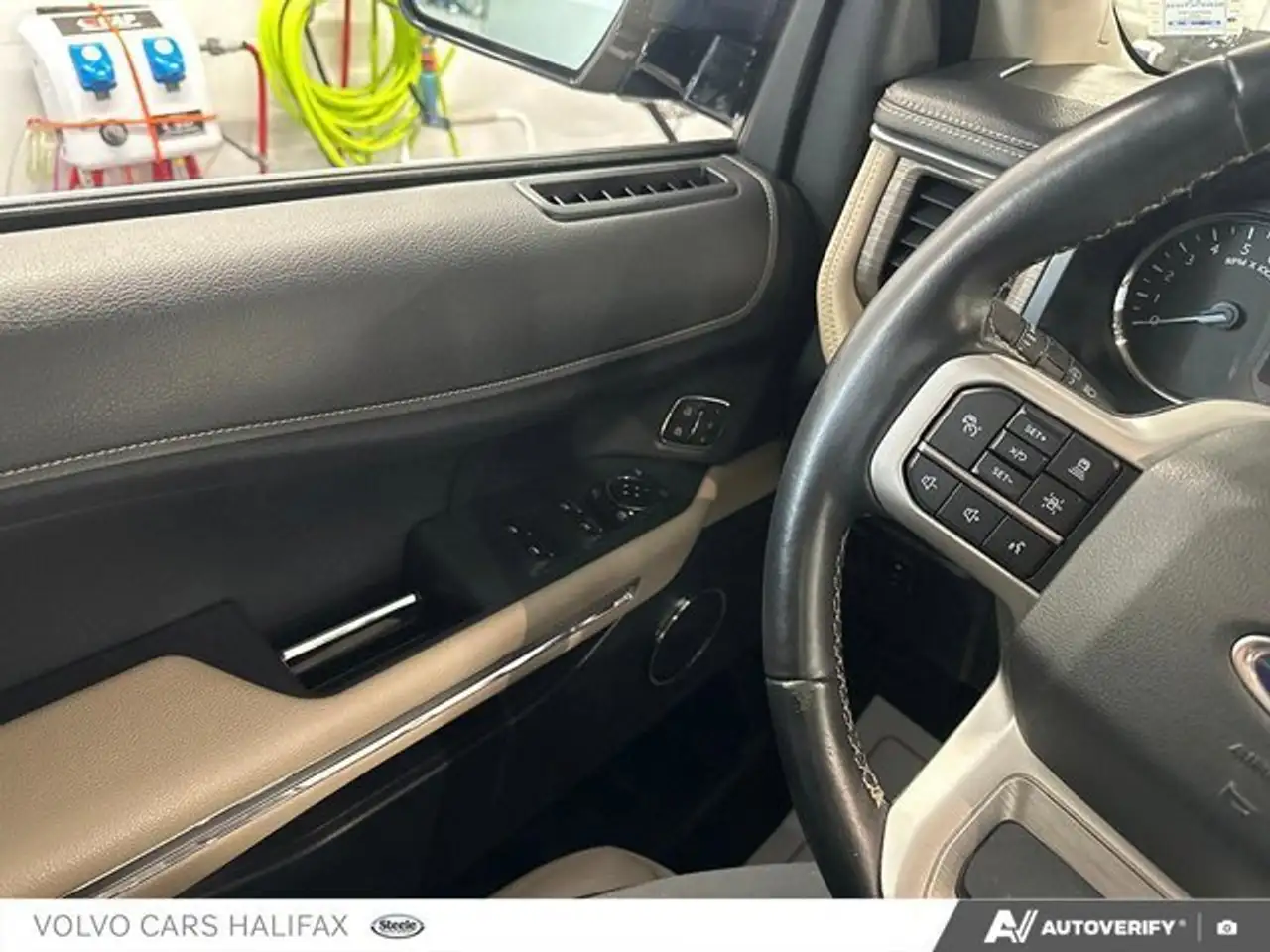 Ford Expedition снимка Ford Expedition