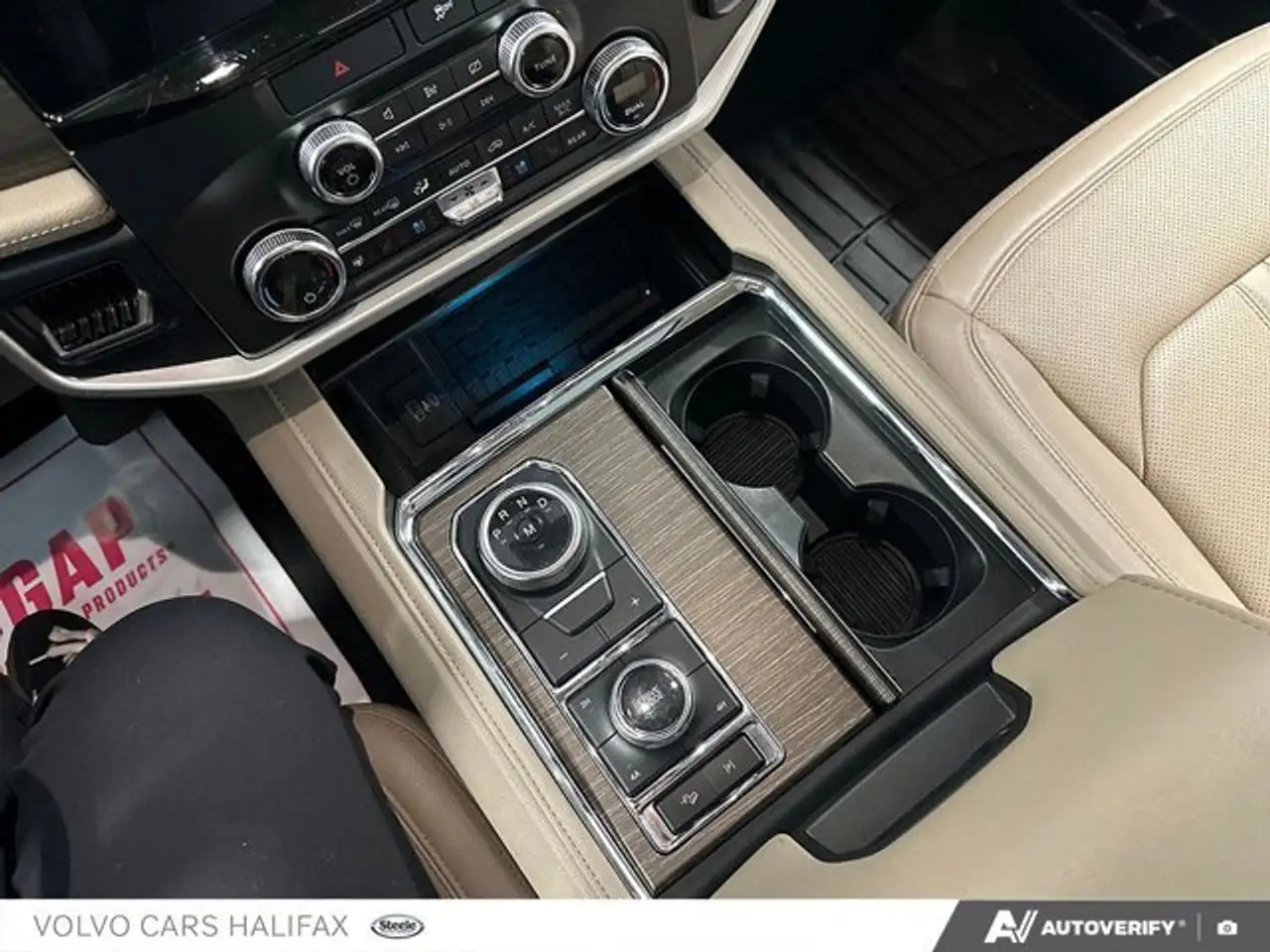 Ford Expedition снимка Ford Expedition
