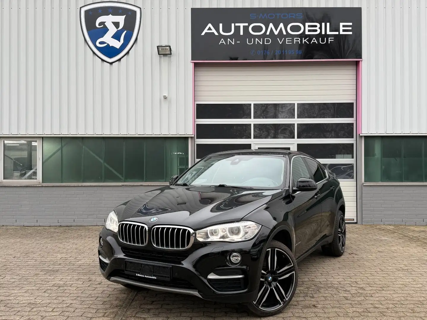 BMW X6 Baureihe X6 xDrive 40 d/22Zoll/KAM./MOTOR NEU Noir - 1