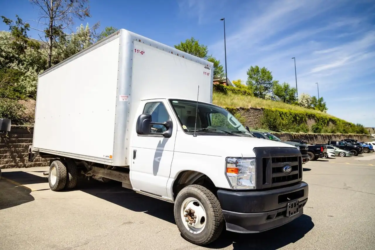 2024 Ford E-450