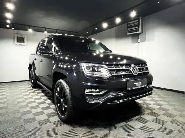 Volkswagen Amarok view 2